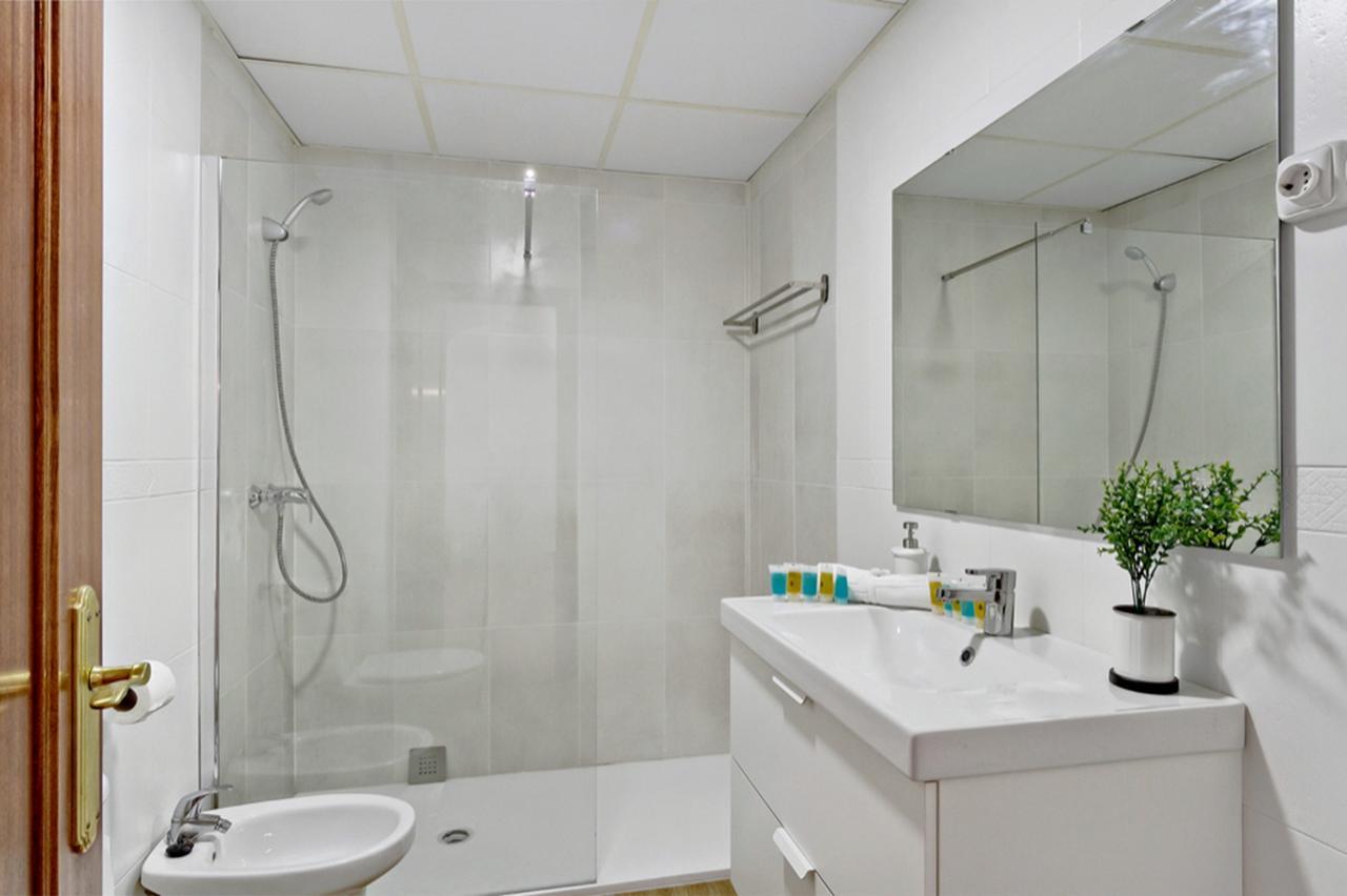 Del Parque Flats - Ollerias 3 Apartment Malaga Ngoại thất bức ảnh
